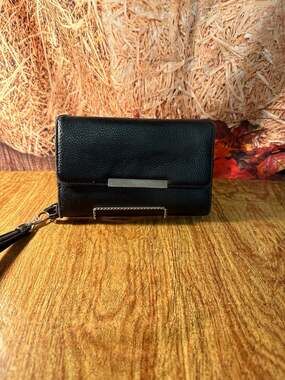 Small Clutch Purses for Women Formal Evening Bag Crossbody and Wristlet Handbags